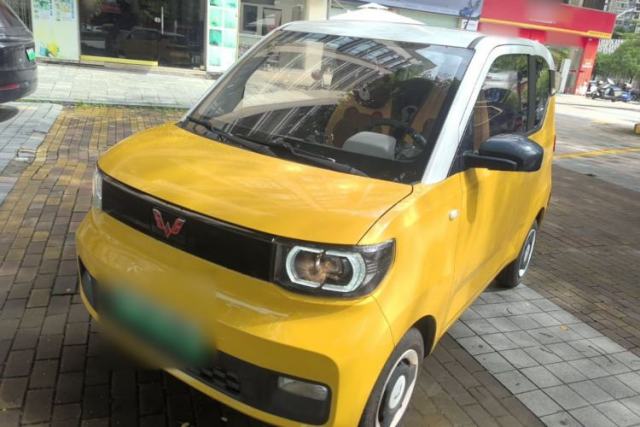 Used Wuling Hongguang MINIEV 2021 Macaron Premium Model – Lithium Iron Phosphate