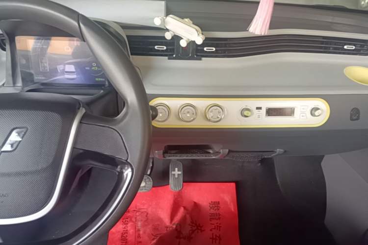 Used Wuling Hongguang MINIEV 2021 Macaron Fashion Model Lithium Iron Phosphate Audio And AC Panel