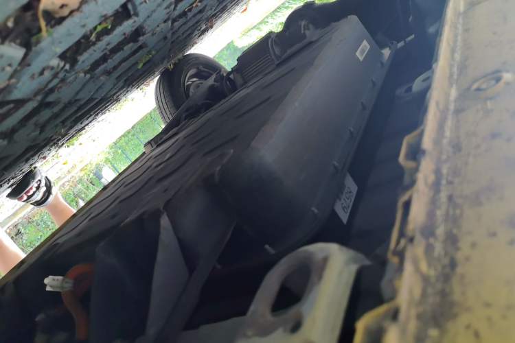 Used Wuling Hongguang MINIEV 2021 Macaron Fashion Model Lithium Iron Phosphate Chassis Front Right