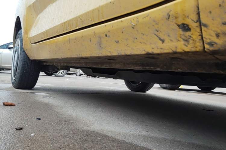 Used Wuling Hongguang MINIEV 2021 Macaron Fashion Model Lithium Iron Phosphate Chassis Front Right