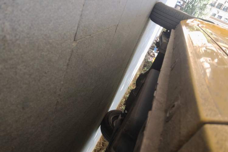 Used Wuling Hongguang MINIEV 2021 Macaron Fashion Model Lithium Iron Phosphate Chassis Front Right
