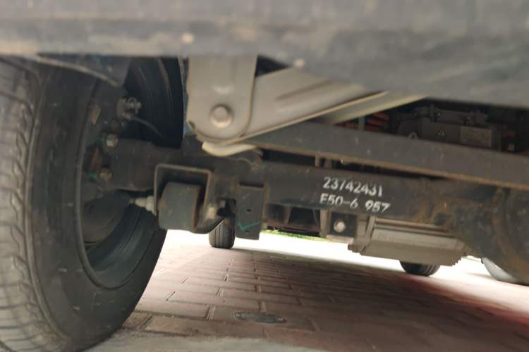 Used Wuling Hongguang MINIEV 2021 Macaron Fashion Edition Lithium-Ion Battery Chassis Rear Left