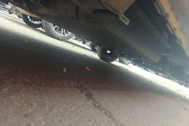 Used Wuling Hongguang MINIEV 2021 Macaron Fashion Edition Lithium-Ion Battery Chassis Rear Right
