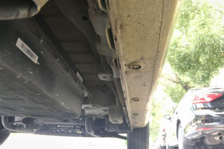 Used Wuling Hongguang MINIEV 2021 Macaron Fashion Edition Lithium-Ion Battery Chassis Rear Right
