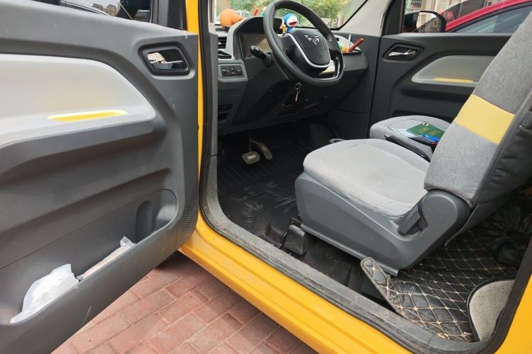 Used Wuling Hongguang MINIEV 2021 Macaron Fashion Edition Lithium-Ion Battery Driver Seat