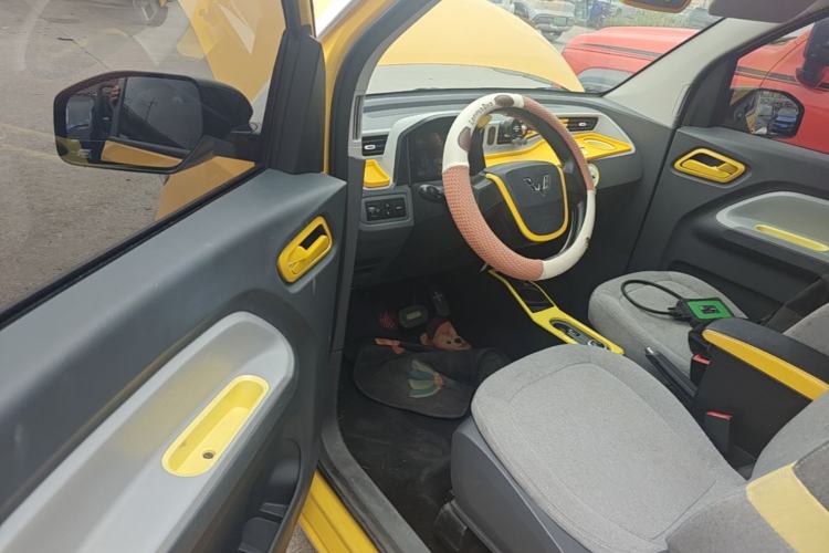 Used Wuling Hongguang MINIEV 2021 Macaron Fashion Edition Lithium-Ion Battery Driver Seat