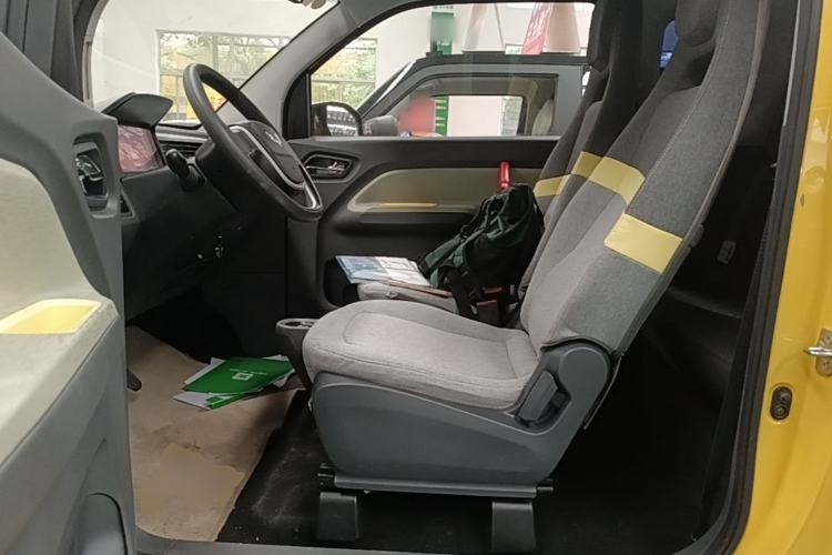 Used Wuling Hongguang MINIEV 2021 Macaron Premium Model – Lithium Iron Phosphate Driver Seat