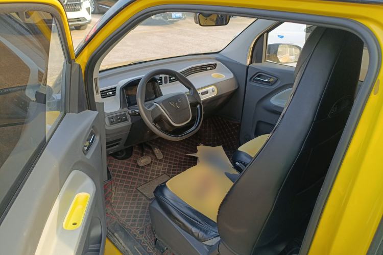 Used Wuling Hongguang MINIEV 2021 Macaron Fashion Edition Lithium-Ion Battery Driver Seat
