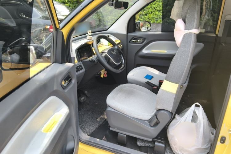 Used Wuling Hongguang MINIEV 2021 Macaron Fashion Edition Lithium-Ion Battery Driver Seat