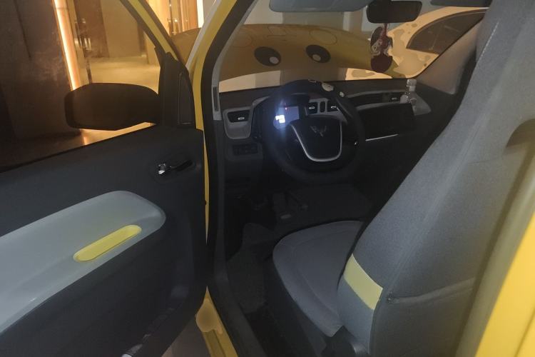 Used Wuling Hongguang MINIEV 2021 Macaron Fashion Edition Lithium-Ion Battery Driver Seat