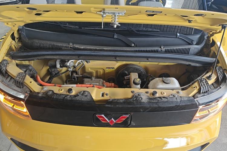 Used Wuling Hongguang MINIEV 2021 Macaron Premium Model – Lithium Iron Phosphate Engine Bay