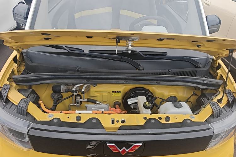 Used Wuling Hongguang MINIEV 2021 Macaron Premium Model – Lithium Iron Phosphate Engine Bay