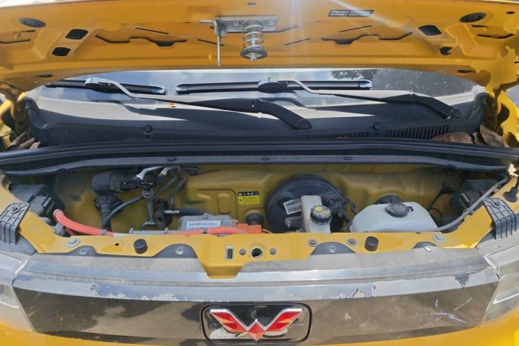 Used Wuling Hongguang MINIEV 2021 Macaron Premium Model – Lithium Iron Phosphate Engine Bay
