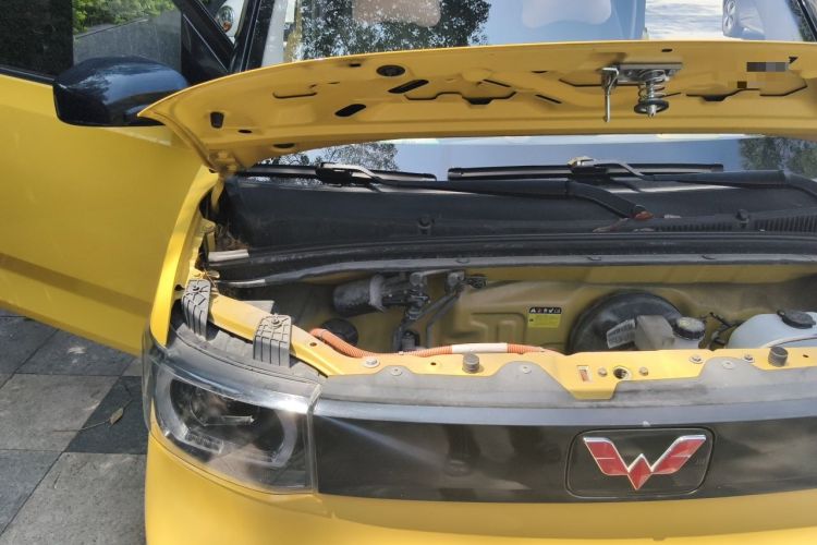 Used Wuling Hongguang MINIEV 2021 Macaron Fashion Edition Lithium-Ion Battery Engine Bay Right