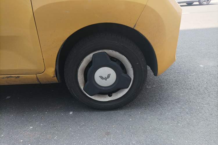 Used Wuling Hongguang MINIEV 2021 Macaron Premium Model – Lithium Iron Phosphate Exterior 1