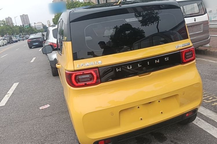 Used Wuling Hongguang MINIEV 2021 Macaron Fashion Model Lithium Iron Phosphate Exterior 2