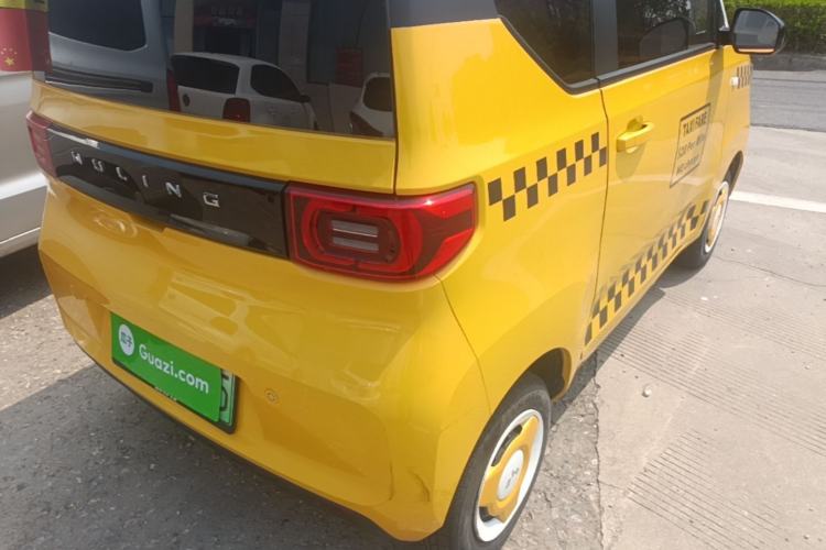 Used Wuling Hongguang MINIEV 2021 Macaron Premium Model – Lithium-NMC Exterior 3
