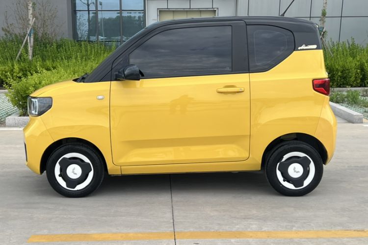 Used Wuling Hongguang MINIEV 2021 Macaron Fashion Model Lithium Iron Phosphate Exterior 4