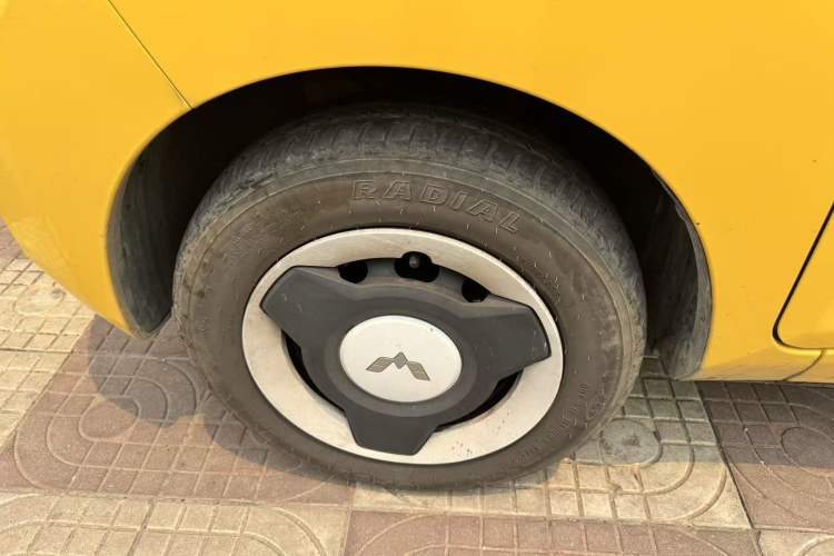 Used Wuling Hongguang MINIEV 2021 Macaron Fashion Model Lithium Iron Phosphate Exterior 5