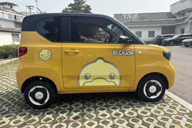 Used Wuling Hongguang MINIEV 2021 Macaron Fashion Edition Lithium-Ion Battery Exterior 6