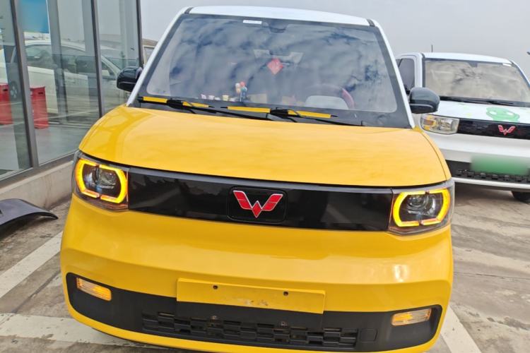 Used Wuling Hongguang MINIEV 2021 Macaron Fashion Model Lithium Iron Phosphate Front