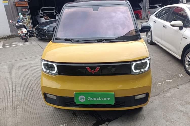 Used Wuling Hongguang MINIEV 2021 Macaron Fashion Model Lithium Iron Phosphate Front
