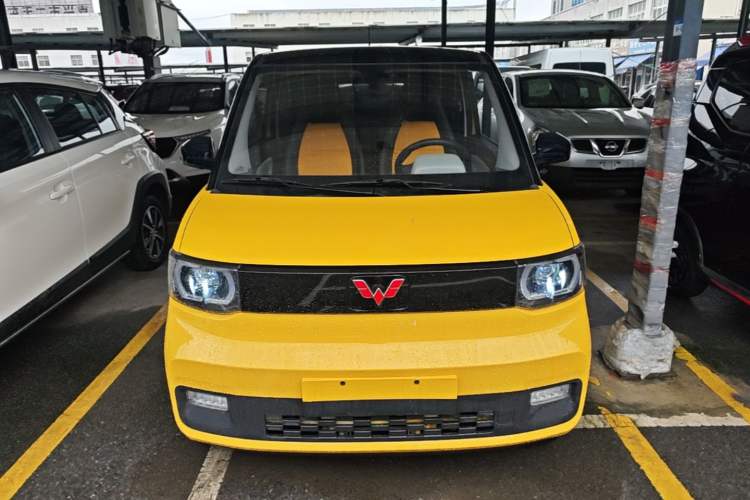 Used Wuling Hongguang MINIEV 2021 Macaron Premium Model – Lithium Iron Phosphate Front
