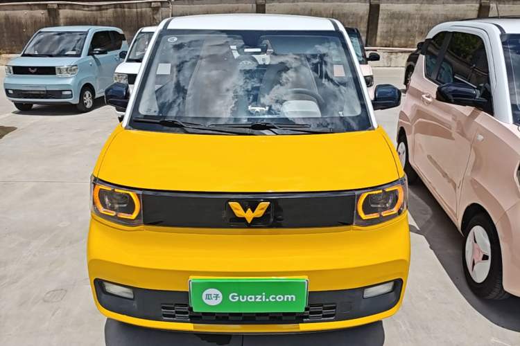 Used Wuling Hongguang MINIEV 2021 Macaron Premium Model – Lithium-NMC Front