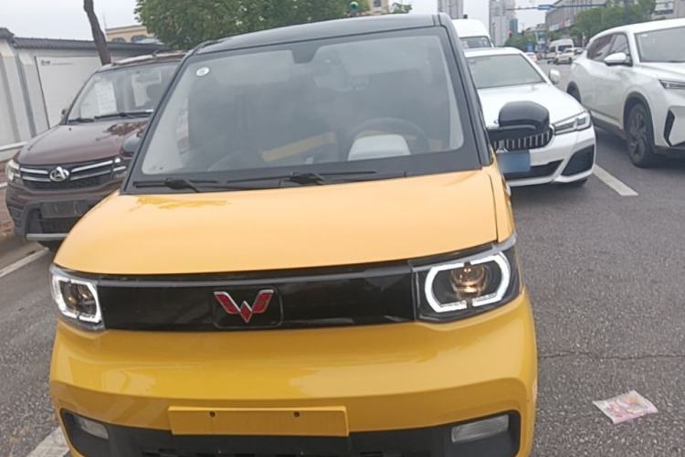 Used Wuling Hongguang MINIEV 2021 Macaron Fashion Model Lithium Iron Phosphate Front
