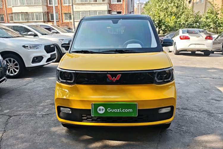 Used Wuling Hongguang MINIEV 2021 Macaron Fashion Model Lithium Iron Phosphate Front