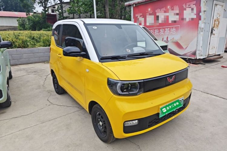 Used Wuling Hongguang MINIEV 2021 Macaron Fashion Edition Lithium-Ion Battery Front Right 45 Deg