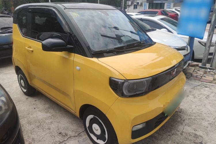 Used Wuling Hongguang MINIEV 2021 Macaron Premium Model – Lithium Iron Phosphate Front Right 45 Deg