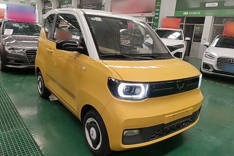 Used Wuling Hongguang MINIEV 2021 Macaron Premium Model – Lithium Iron Phosphate Front Right 45 Deg