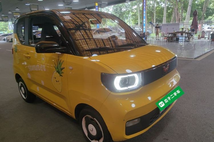 Used Wuling Hongguang MINIEV 2021 Macaron Premium Model – Lithium Iron Phosphate Front Right 45 Deg
