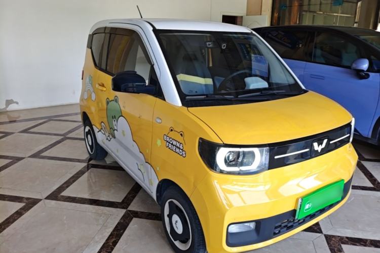 Used Wuling Hongguang MINIEV 2021 Macaron Fashion Edition Lithium-Ion Battery Front Right 45 Deg
