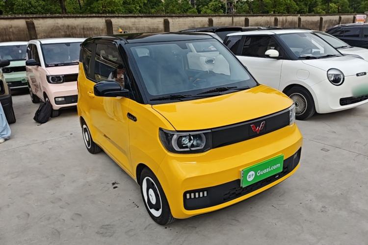 Used Wuling Hongguang MINIEV 2021 Macaron Premium Model – Lithium Iron Phosphate Front Right 45 Deg