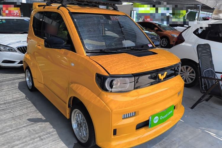 Used Wuling Hongguang MINIEV 2021 Macaron Fashion Model Lithium Iron Phosphate Front Right 45 Deg