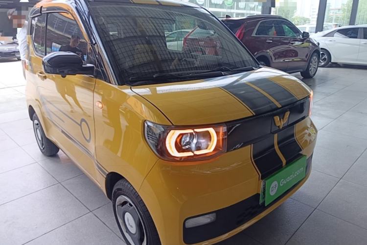 Used Wuling Hongguang MINIEV 2021 Macaron Premium Model – Lithium Iron Phosphate Front Right 45 Deg