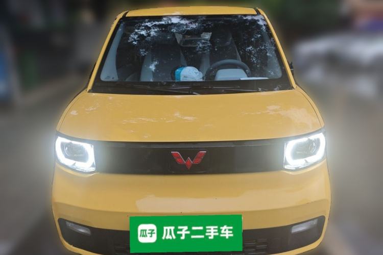Used Wuling Hongguang MINIEV 2021 Macaron Fashion Model Lithium Iron Phosphate Front