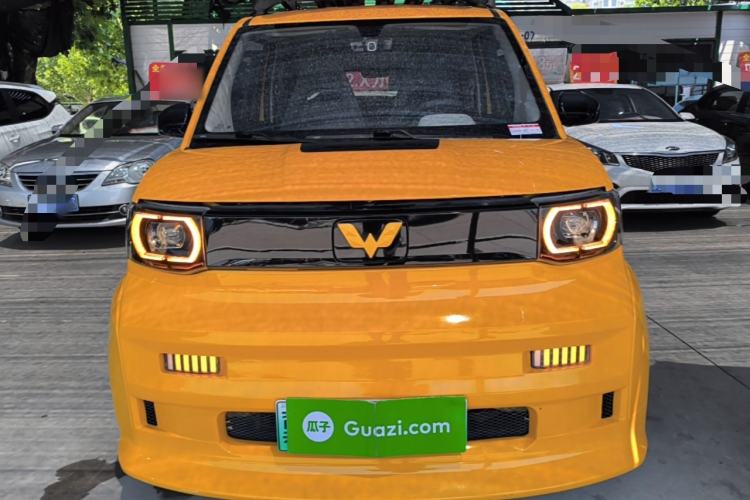 Used Wuling Hongguang MINIEV 2021 Macaron Fashion Model Lithium Iron Phosphate Front