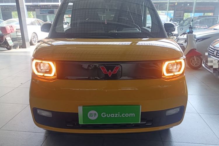 Used Wuling Hongguang MINIEV 2021 Macaron Fashion Model Lithium Iron Phosphate Front