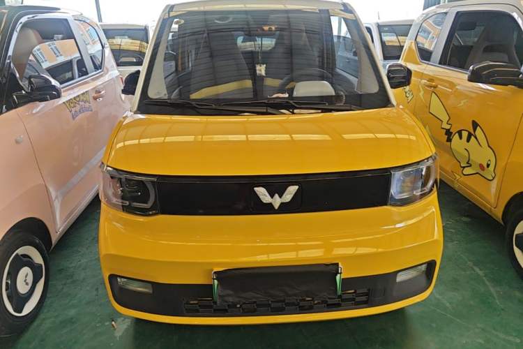 Used Wuling Hongguang MINIEV 2021 Macaron Premium Model – Lithium Iron Phosphate Front