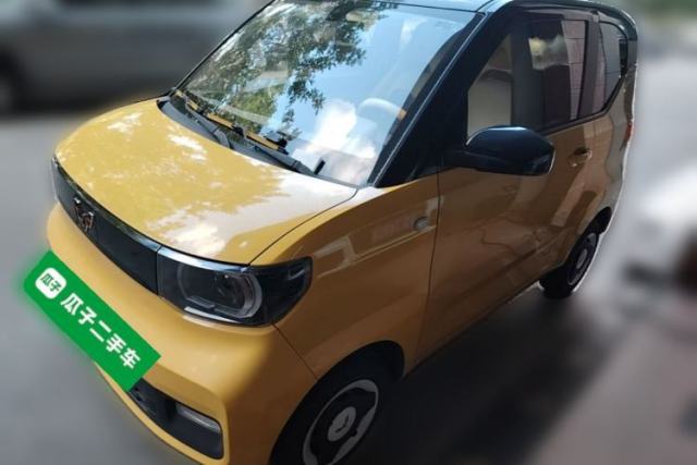 Wuling Hongguang MINIEV 2021 Macaron Fashion Model Lithium Iron Phosphate usado