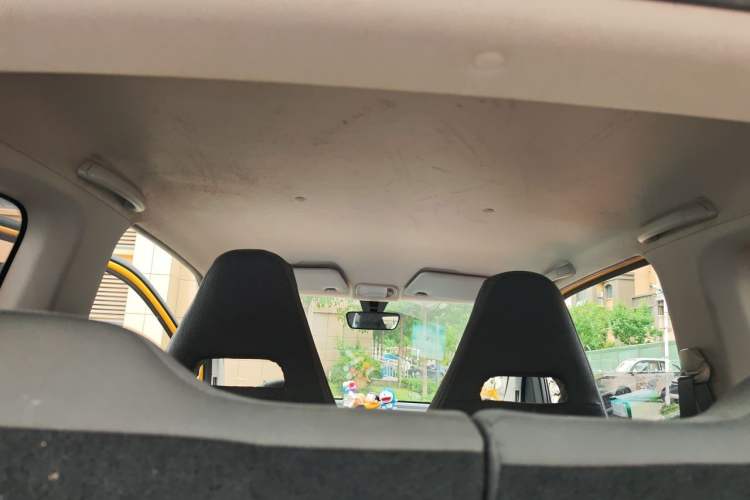 Used Wuling Hongguang MINIEV 2021 Macaron Fashion Edition Lithium-Ion Battery Headliner