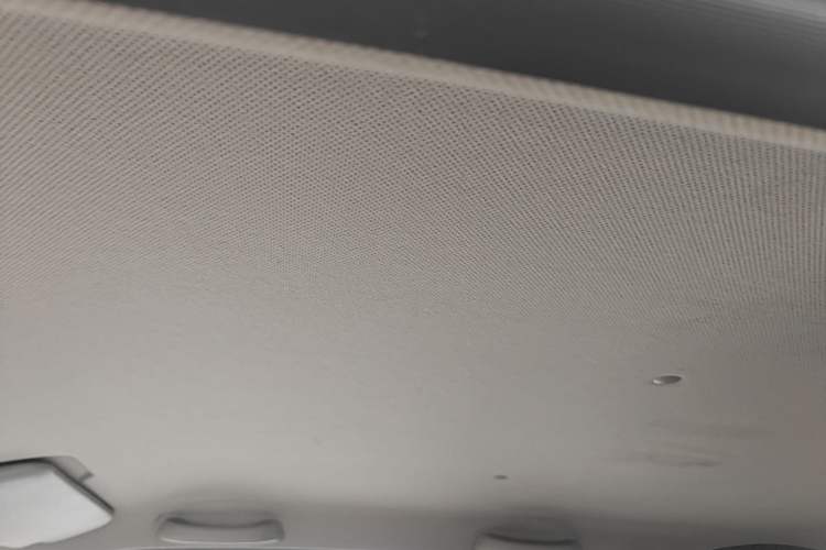 Used Wuling Hongguang MINIEV 2021 Macaron Premium Model – Lithium Iron Phosphate Headliner