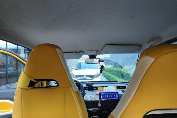 Used Wuling Hongguang MINIEV 2021 Macaron Premium Model – Lithium-NMC Headliner