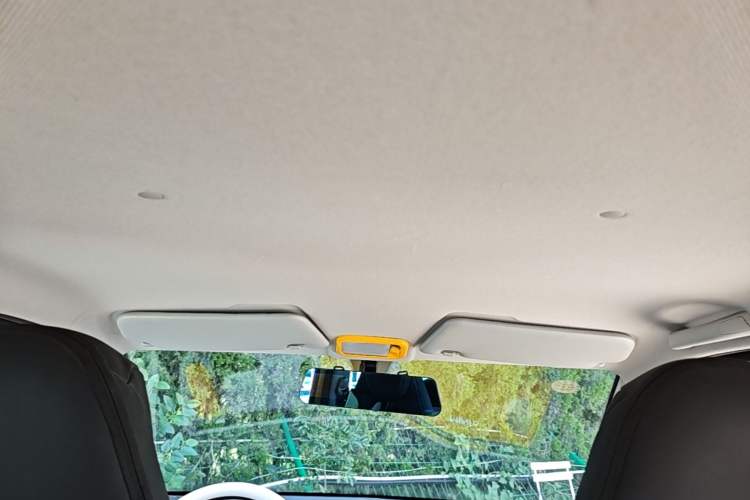 Used Wuling Hongguang MINIEV 2021 Macaron Premium Model – Lithium-NMC Headliner