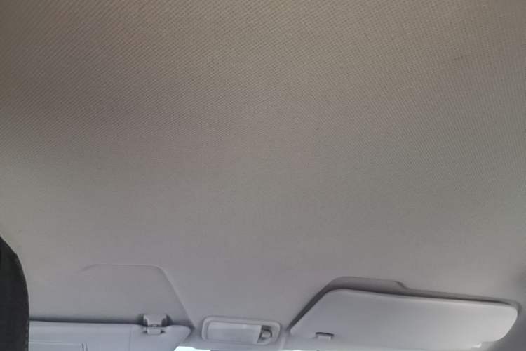 Used Wuling Hongguang MINIEV 2021 Macaron Fashion Model Lithium Iron Phosphate Headliner