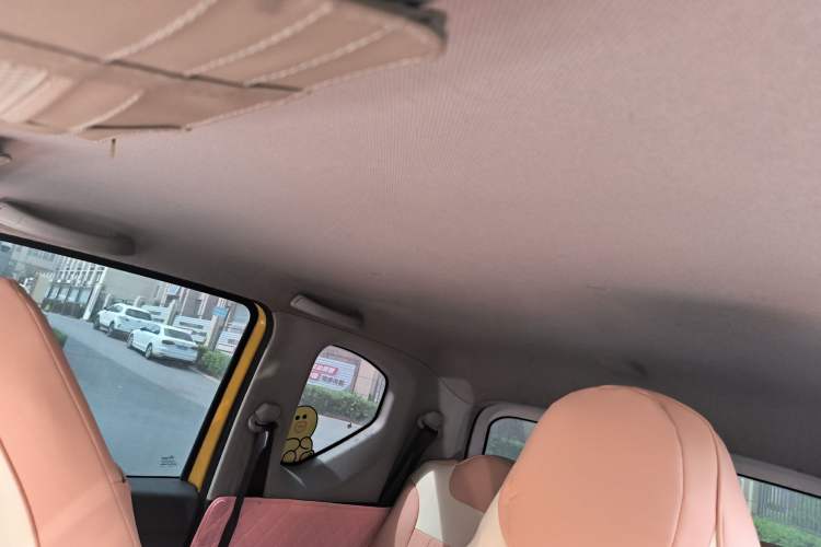 Used Wuling Hongguang MINIEV 2021 Macaron Premium Model – Lithium Iron Phosphate Headliner