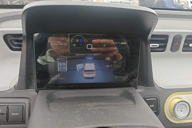 Used Wuling Hongguang MINIEV 2021 Macaron Premium Model – Lithium Iron Phosphate Instrument Cluster